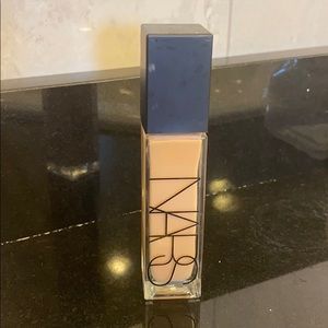 NARS Natural Radiant Longwear Foundation